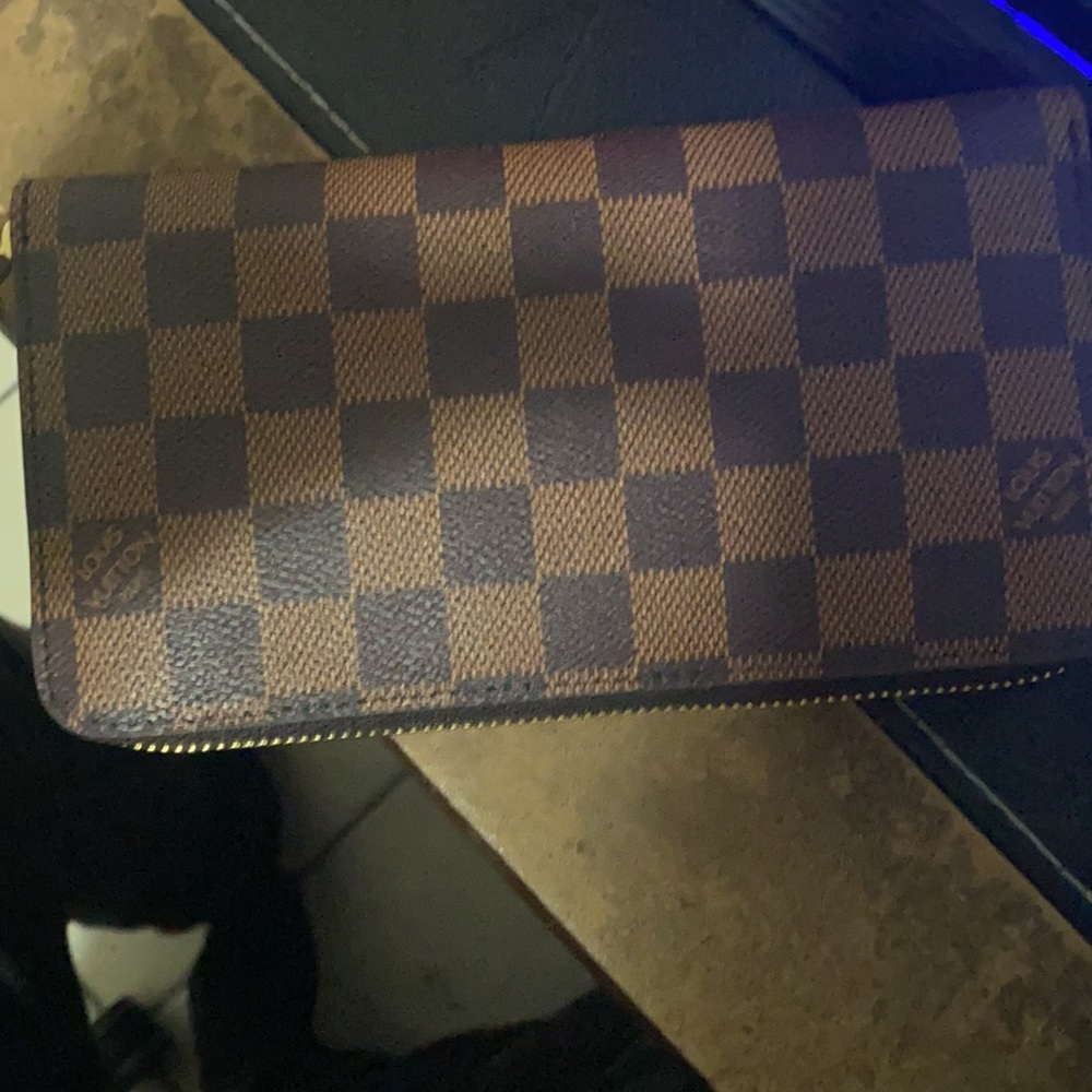Louis Vuitton zippy wallet - Picture 4 of 5
